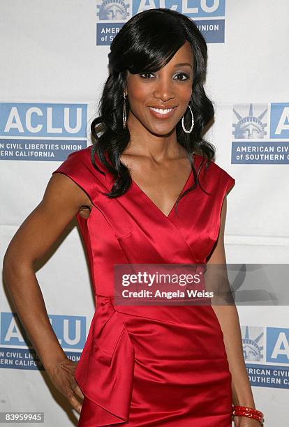 Shaun Robinson arrives at the ACLU of Southern California's annual Bill of Rights Dinner held at The Beverly Wilshire Hotel on December 8, 2008 in...