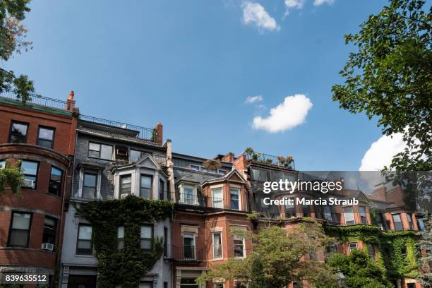 row houses  of boston, massachusetts - boston beacon hill stock pictures, royalty-free photos & images