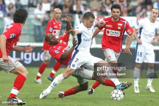 Benoit CHEYROU - - Auxerre / Lyon - 33 eme journee de Ligue 1,