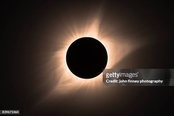 total eclipse 2017. totality. - eclipse total - fotografias e filmes do acervo