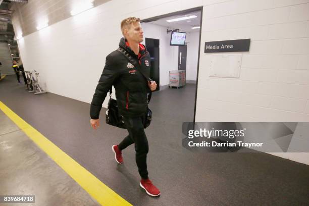 Nick Riewoldt of the Saints arrives before his last game the round 23 AFL match between the Richmond Tigers and the St Kilda Saints at Melbourne...