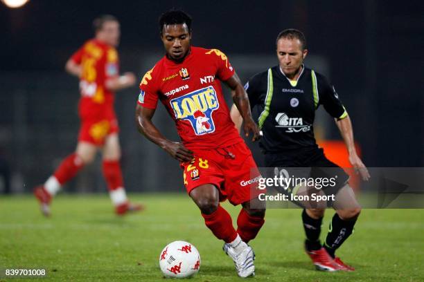 Stephane SESSEGNON / Djamel BELMADI - - Le Mans / Valenciennes - 8eme journee de Ligue 1 ,