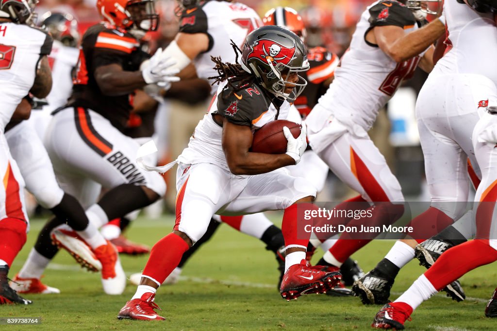 Cleveland Browns v Tampa Bay Buccaneers