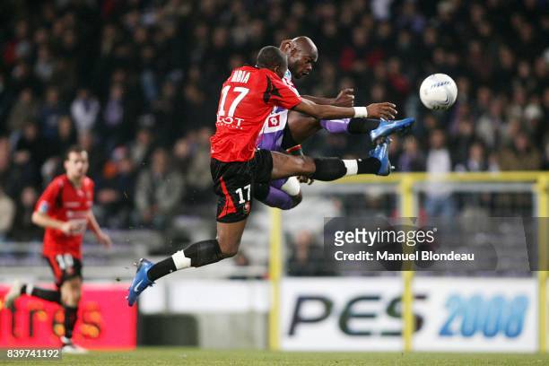 Achille EMANA / Stephane MBIA - - Toulouse / Rennes - 19eme journee de Ligue 1 -