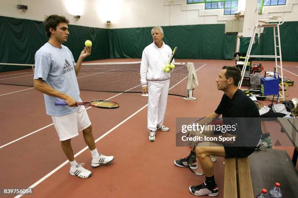 Gilles SIMON / Patrice Hagelauer / Mickael LLODRA - - Entrainement de l'Equipe de France - Coupe Davis,