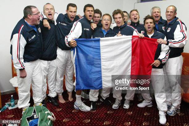 Jo Wilfried TSONGA / Mickael LLODRA / Richard GASQUET / Gilles SIMON / Arnaud CLEMENT / Guy FORGET - Double - - Roumanie / France - Coupe Davis 2008...