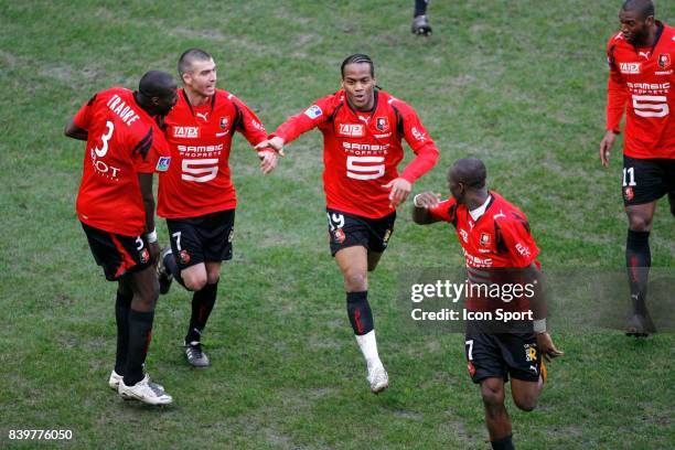 La joie de Jimmy BRIAND apres son but - - Rennes / PSG - 28eme journee de Ligue 1 - ,