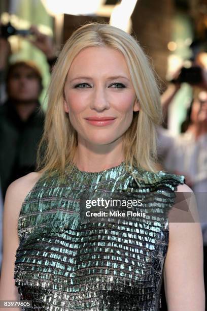 Actress Cate Blanchett arrives for the Australian Premiere of 'The Curious Case of Benjamin Button' at the Sydney Theatre on December 10, 2008 in...