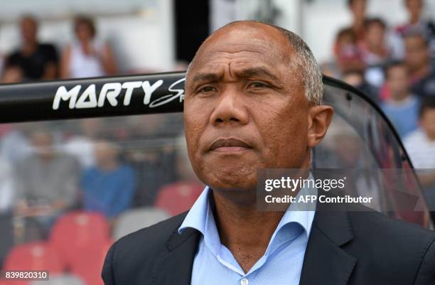 Guingamp's French coach Antoine Kombouare attends the French Ligue 1 football match between Guingamp and Strasbourg on August 27, 2017 at the...