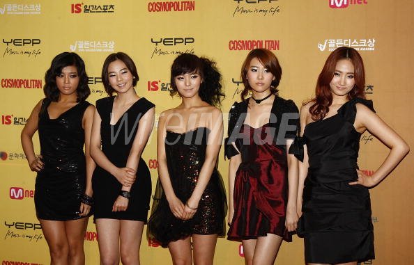 Sunye Ye eun Sunmi Sohee and Yubin of Wonder Girls attend the Golden, WireImage