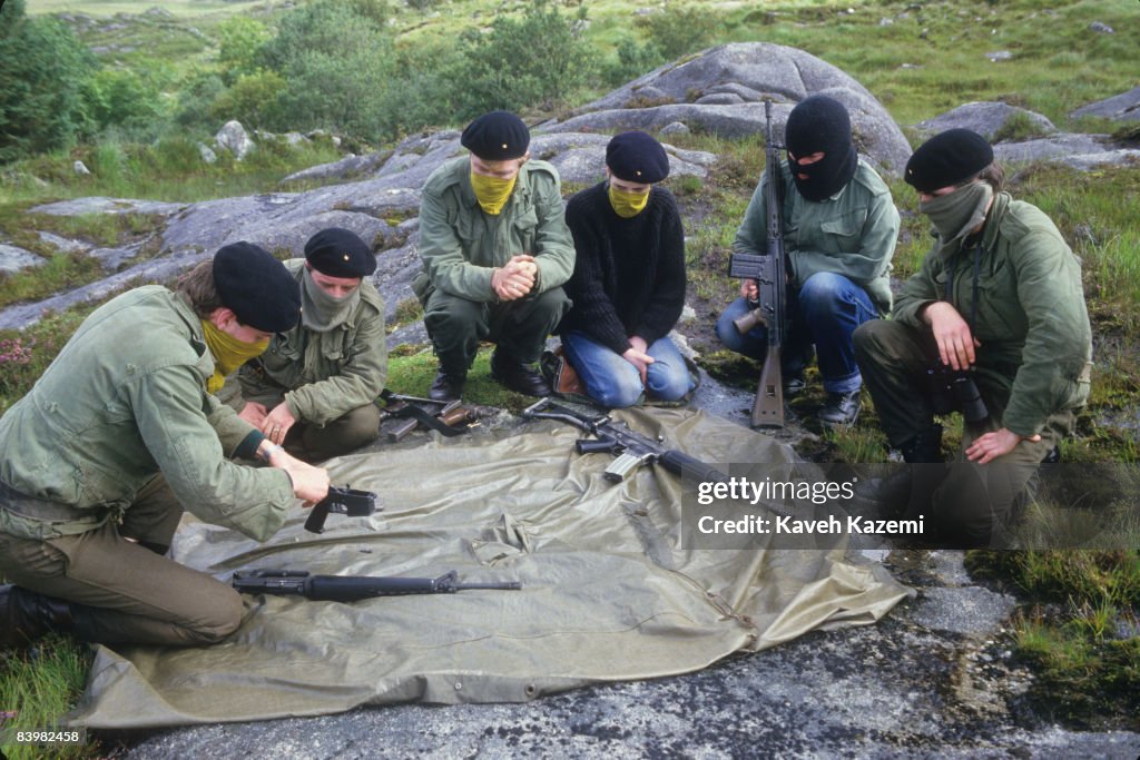Ira With Rifles Trainee members of the Provisional Irish Republican Army undergo ...