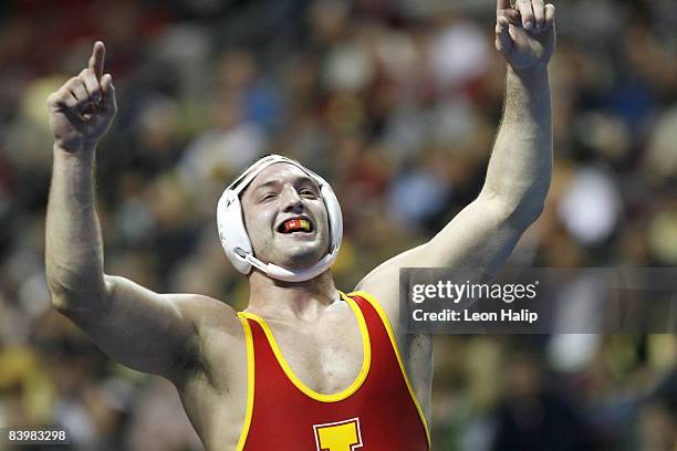Phil Backes 55 Davis Backes Photos & High Res Pictures - Getty Images