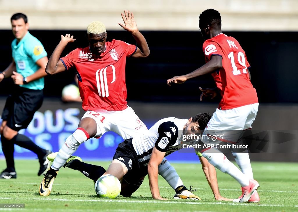 FBL-FRA-LIGUE1-ANGERS-LILLE