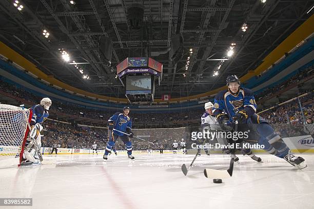 St. Louis Blues Steve Wagner in action vs Los Angeles Kings Kyle Calder . St. Louis, MO CREDIT: David E. Klutho