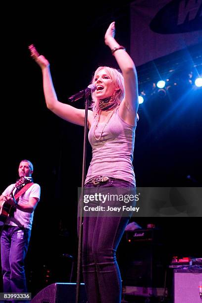 Natasha Bedingfield performs during the 2008 WNCI Jingle Ball concert at the Lifestyle Communities Pavilion on December 10, 2008 in Columbus, Ohio.