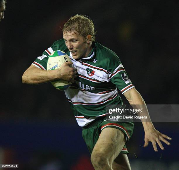 Lewis Moody of Leiceter runs with the ball during the Heineken Cup match between Leicester Tigers and Perpignan at Welford Road on December 6, 2008...