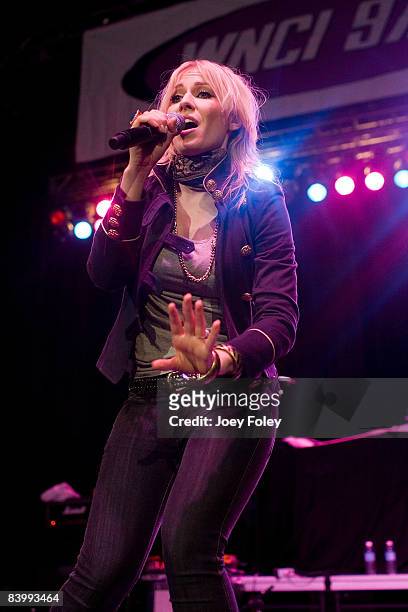 Natasha Bedingfield performs during the 2008 WNCI Jingle Ball concert at the Lifestyle Communities Pavilion on December 10, 2008 in Columbus, Ohio.