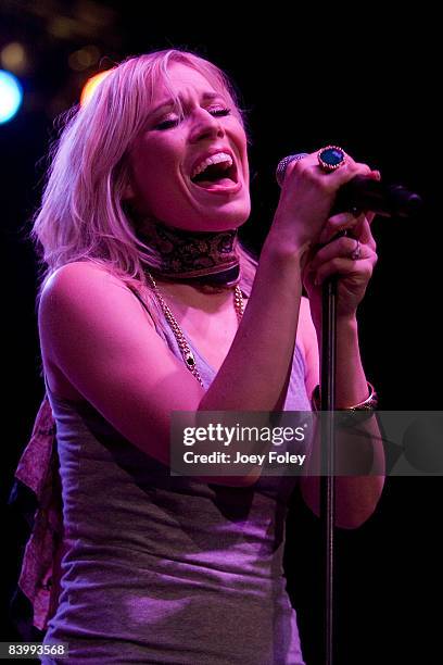 Natasha Bedingfield performs during the 2008 WNCI Jingle Ball concert at the Lifestyle Communities Pavilion on December 10, 2008 in Columbus, Ohio.