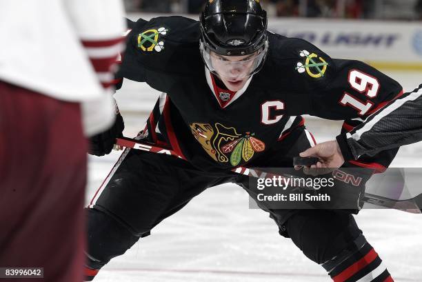 Jonathan Toews of the Chicago Blackhawks waits for the puck to be dropped during a game against the Phoenix Coyotes on December 7, 2008 at the United...