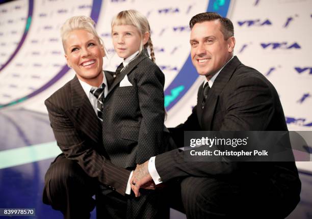 Pink, Willow Sage Hart and Carey Hart attend the 2017 MTV Video Music Awards at The Forum on August 27, 2017 in Inglewood, California.