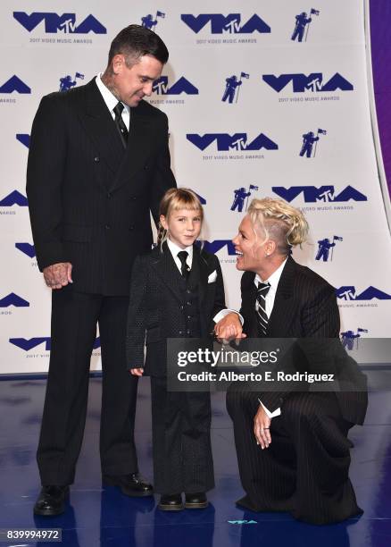 Carey Hart, Willow Sage Hart and Pink attend the 2017 MTV Video Music Awards at The Forum on August 27, 2017 in Inglewood, California.