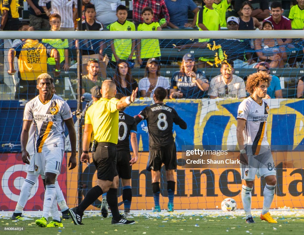 MLS Soccer - Los Angeles Galaxy v San Jose Earthquakes