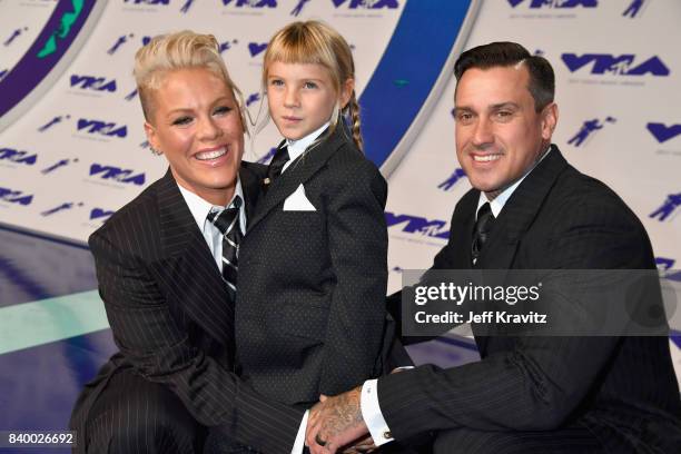 Pink, Willow Sage Hart and Carey Hart attend the 2017 MTV Video Music Awards at The Forum on August 27, 2017 in Inglewood, California.