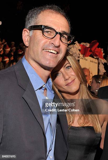 Director David Frankel and actress Jennifer Aniston attend the "Marley & Me" premiere at the Mann Village Theater on December 11, 2008 in Westwood,...