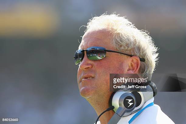 Head coach John Fox of the Carolina Panthers watches the action during the game against the San Diego Chargers at Qualcomm Stadium on September 7,...