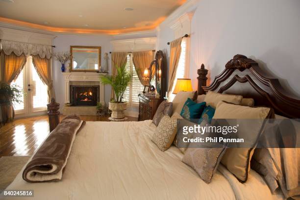 Singer Lorrie Morgan's home is photographed for Closer Weekly Magazine on January 20, 2016 in Tennessee. Bedroom.