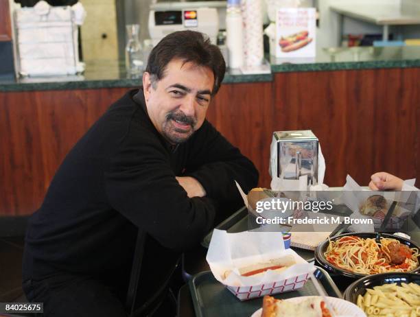 Actors Joe Mantegna speaks during the taping of a segment of "The Late Late Show with Craig Ferguson" at the Taste of Chicago restaurant on December...