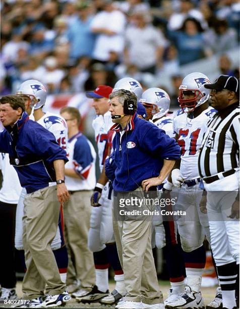 New England Patriots head coach Pete Carroll looks on during the Patriots 25-10 loss to the Jacksonville Jaguars in the 1998 AFC Wild Card Playoff...