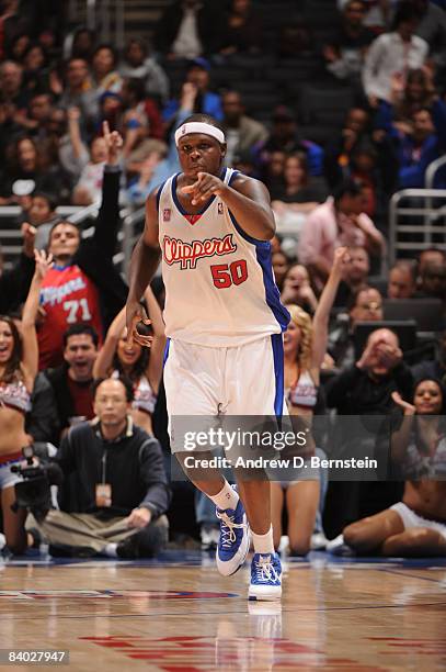 Zach Randolph of the Los Angeles Clippers gestures during the game against the Houston Rockets at Staples Center on December 13, 2008 in Los Angeles,...