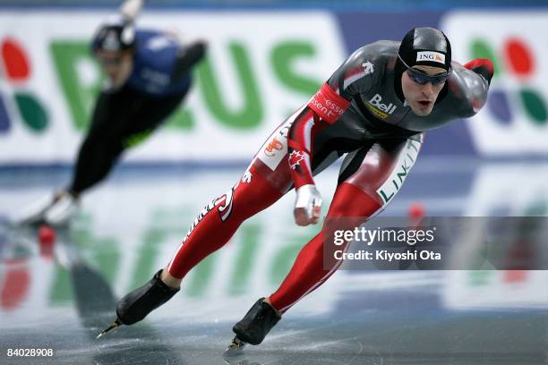 Denny Morrison of Canada competes in the Men's 1000m Division A during the Essent ISU World Cup Speed Skating Nagano at the Nagano Olympic Memorial...