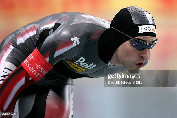 Denny Morrison of Canada competes in the Men's 1000m Division A during the Essent ISU World Cup Speed Skating Nagano at the Nagano Olympic Memorial...