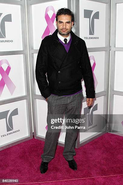 Mauricio Islas attends Lazos de Esperanza at Telemundo Studios on November 20, 2008 in Miami.