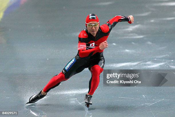 Yuya Oikawa of Japan competes in the Men's 100m final during the Essent ISU World Cup Speed Skating Nagano at the Nagano Olympic Memorial Arena on...