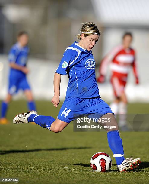 Jennifer Zietz of Potsdam in action during the Women Bundesliga match between Bayern Muenchen and FFC Turbine Potsdam at the stadium "Sportpark...