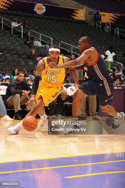 Cheyne Gadson of the Los Angeles D-Fenders dribbles during the game against the Bakersfield Jam at Staples Center on December 14, 2008 in Los...