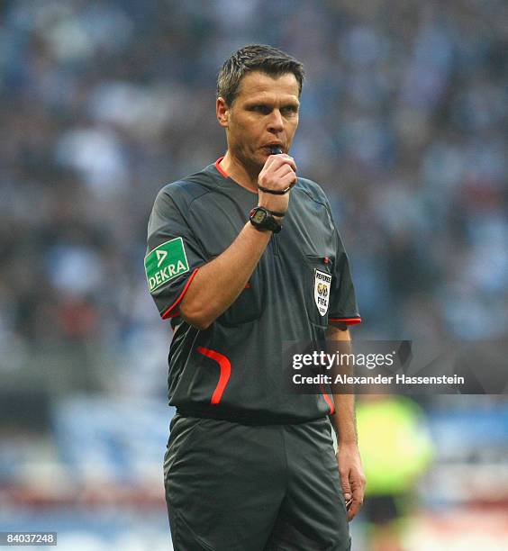 Referee Michael Weiner during the Second Bundesliga match between TSV 1860 Muenchen and 1.FC Nuernberg at the Allianz Arena on December 14, 2008 in...