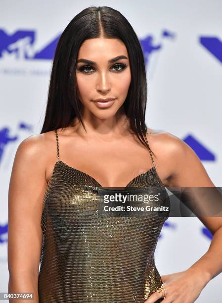 Chantel Jeffries arrive at the 2017 MTV Video Music Awards at The Forum on August 27, 2017 in Inglewood, California.