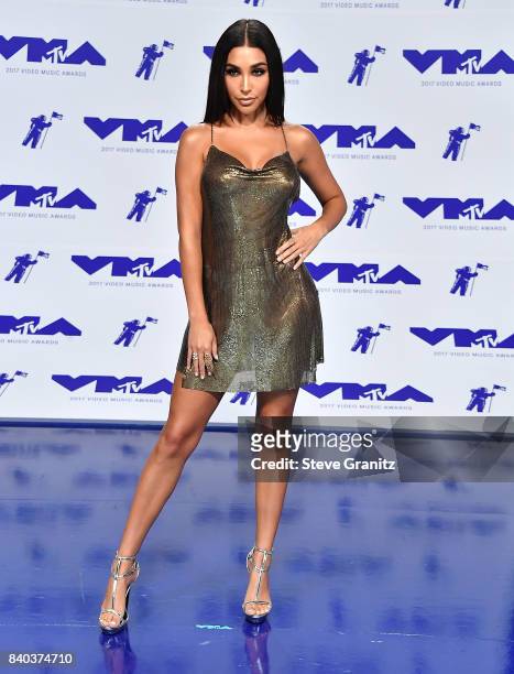Chantel Jeffries arrive at the 2017 MTV Video Music Awards at The Forum on August 27, 2017 in Inglewood, California.