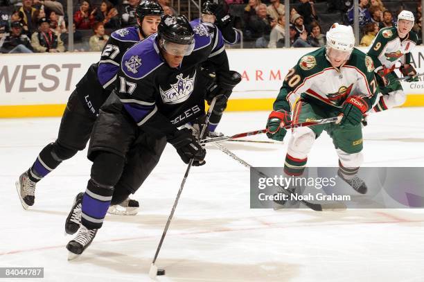 Wayne Simmonds of the Los Angeles Kings moves the puck against the Minnesota Wild during the game on December 13, 2008 at Staples Center in Los...