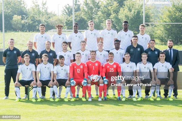 Patrick Kammerbauer, Florent Muslija, Beyhan Ametow, Markus Schubert, Eike Bansen, Constantin Frommann, David Raum, Jonas Behounek and Dominik Franke...