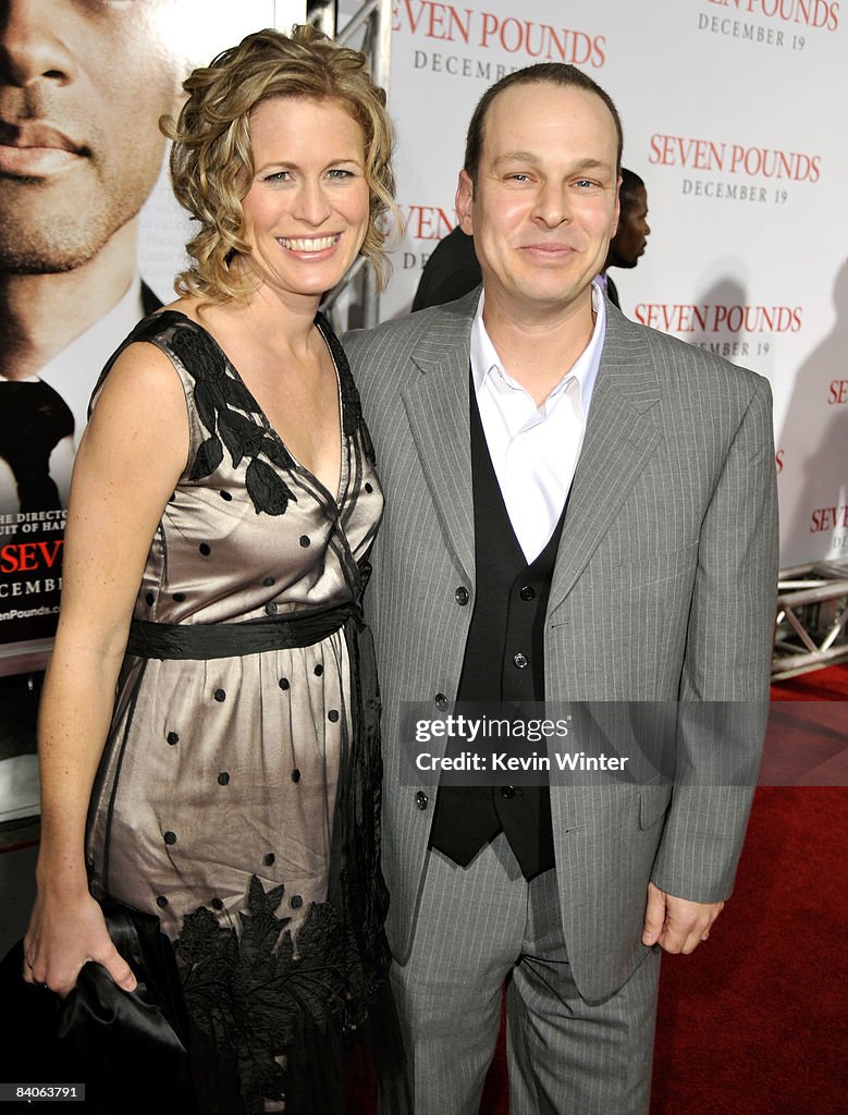 Premiere Of Columbia Pictures' "Seven Pounds" - Arrivals