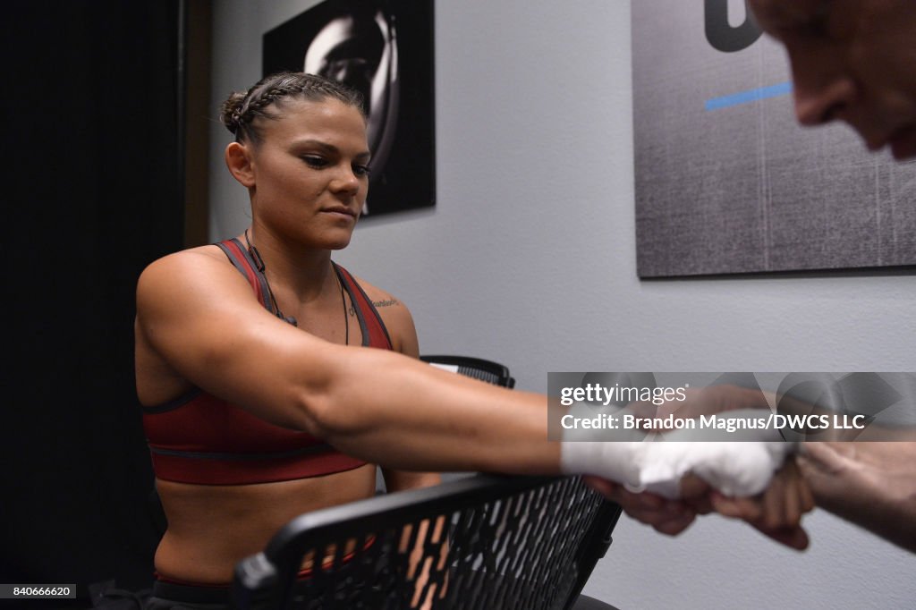 Dana White's Tuesday Night Contender Series: Mayes v Crowder