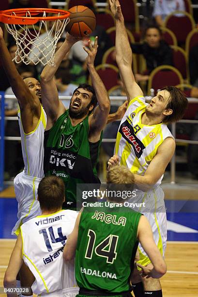 Semih Erden, #9 of Fenerbahce Ulker competes with and Devin Smith, #32 of Fenerbahce Ulker competes with and Eduardo Hernandez-Sonseca, #16 of DKV...