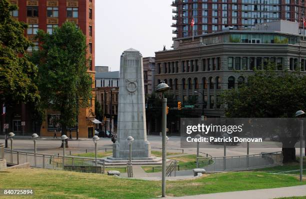 victory square, vancouver, canada - war memorial stock pictures, royalty-free photos & images