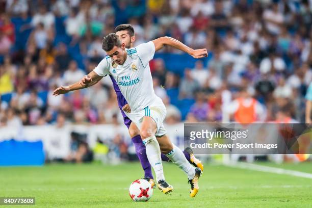 Theo Hernandez of Real Madrid fights for the ball with Marco Benassi of ACF Fiorentina during the Santiago Bernabeu Trophy 2017 match between Real...