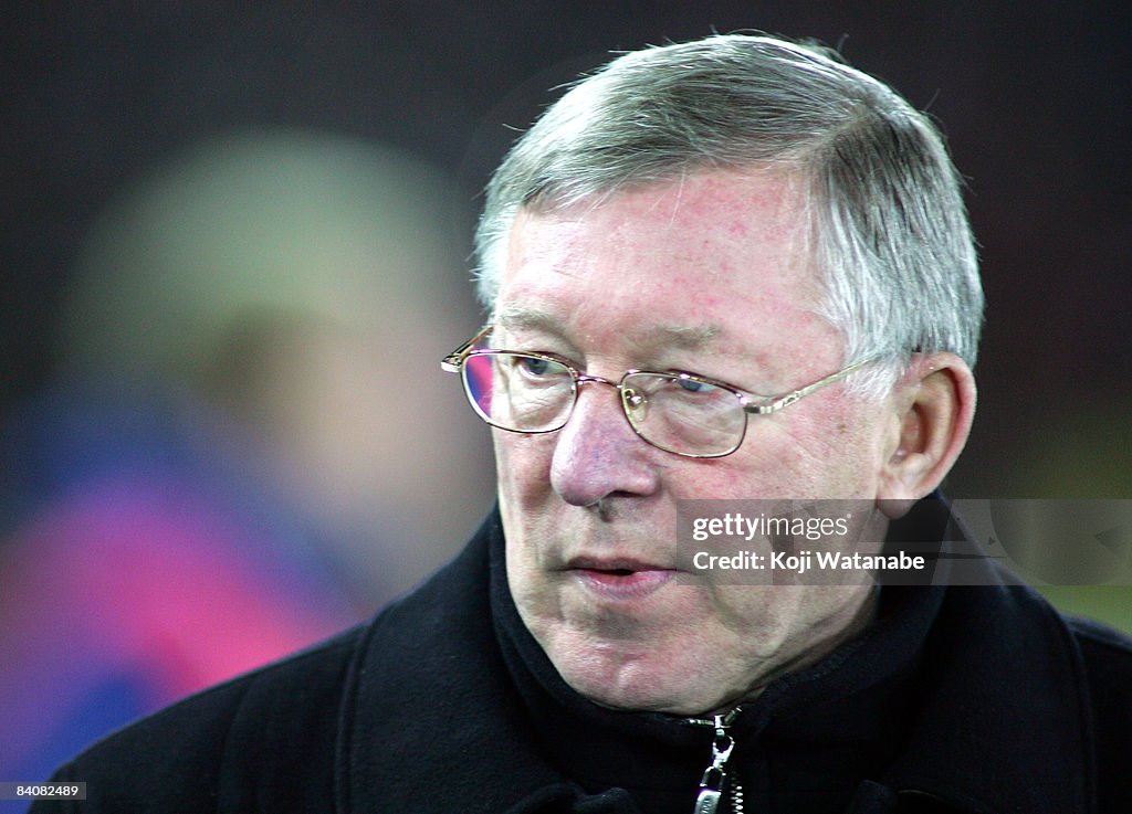 Gamba Osaka v Manchester United - FIFA Club World Cup 2008
